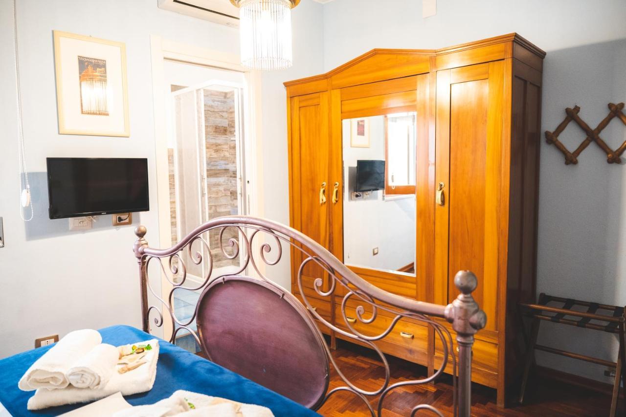 Casa Tonina Bed & Breakfast Carloforte  Ngoại thất bức ảnh